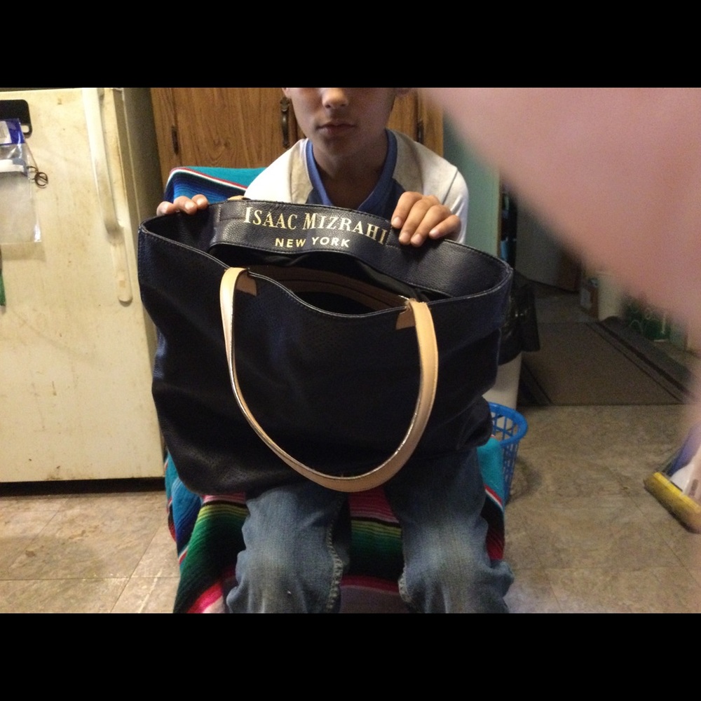 Large tote